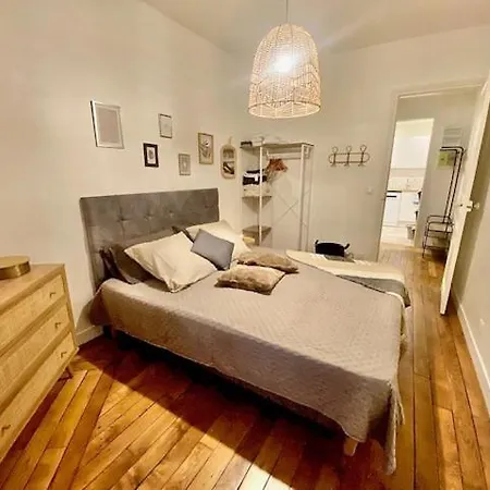 Apartment In Paris *